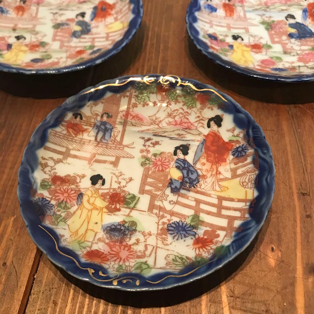 美品　陶芸　希少　年代物　青絵皿　菊花　銘々皿　丁寧に描れた　華やかな　薄い作り