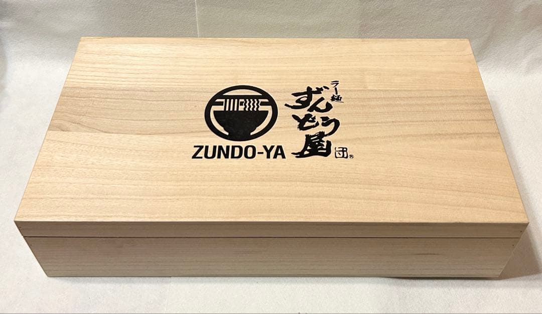 ずんどう屋 ラーメン鉢 紅白 ラー麺 鉢 レンゲ 箸 セット レア品 木箱