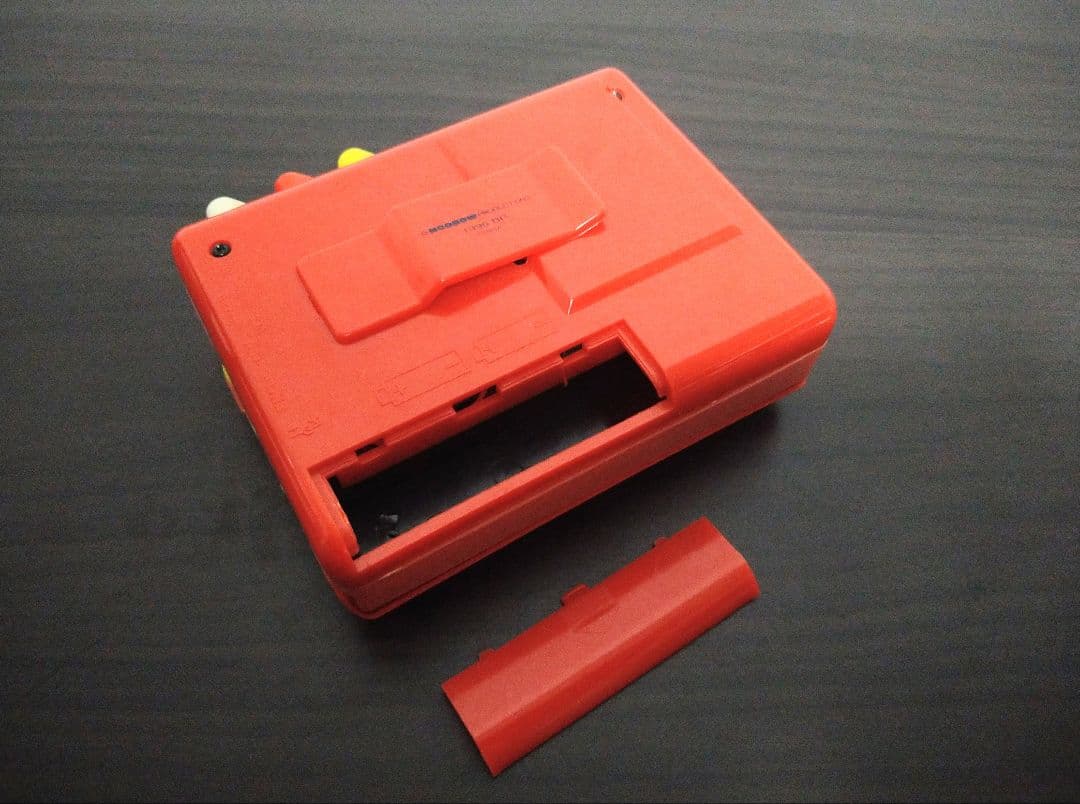 森永　ぬーぼー　ポータブルカセットプレーヤー　ウォークマン【激レア/ジャンク品】