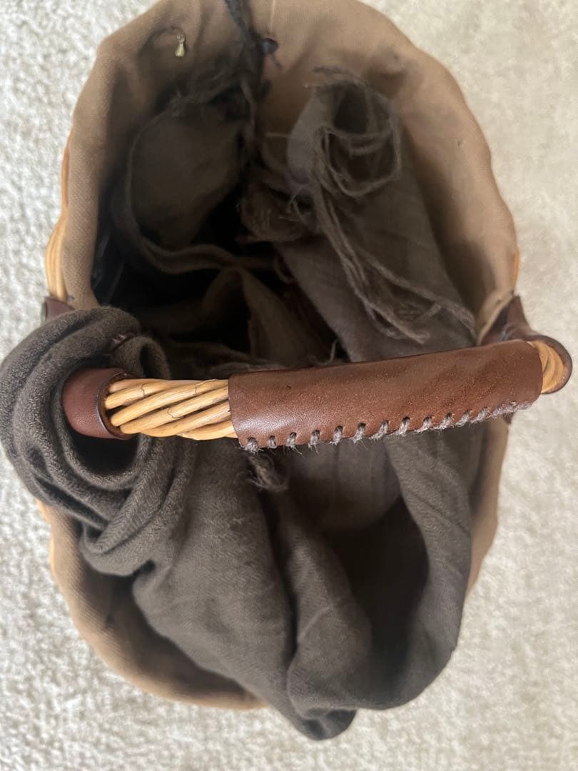 美品エバゴス　かごバッグ