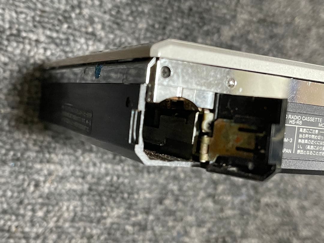 AIWA カセットプレーヤー HS-R8 (ジャンク品)