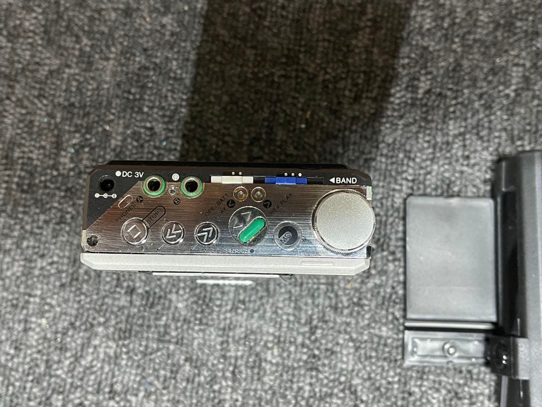 AIWA カセットプレーヤー HS-R8 (ジャンク品)