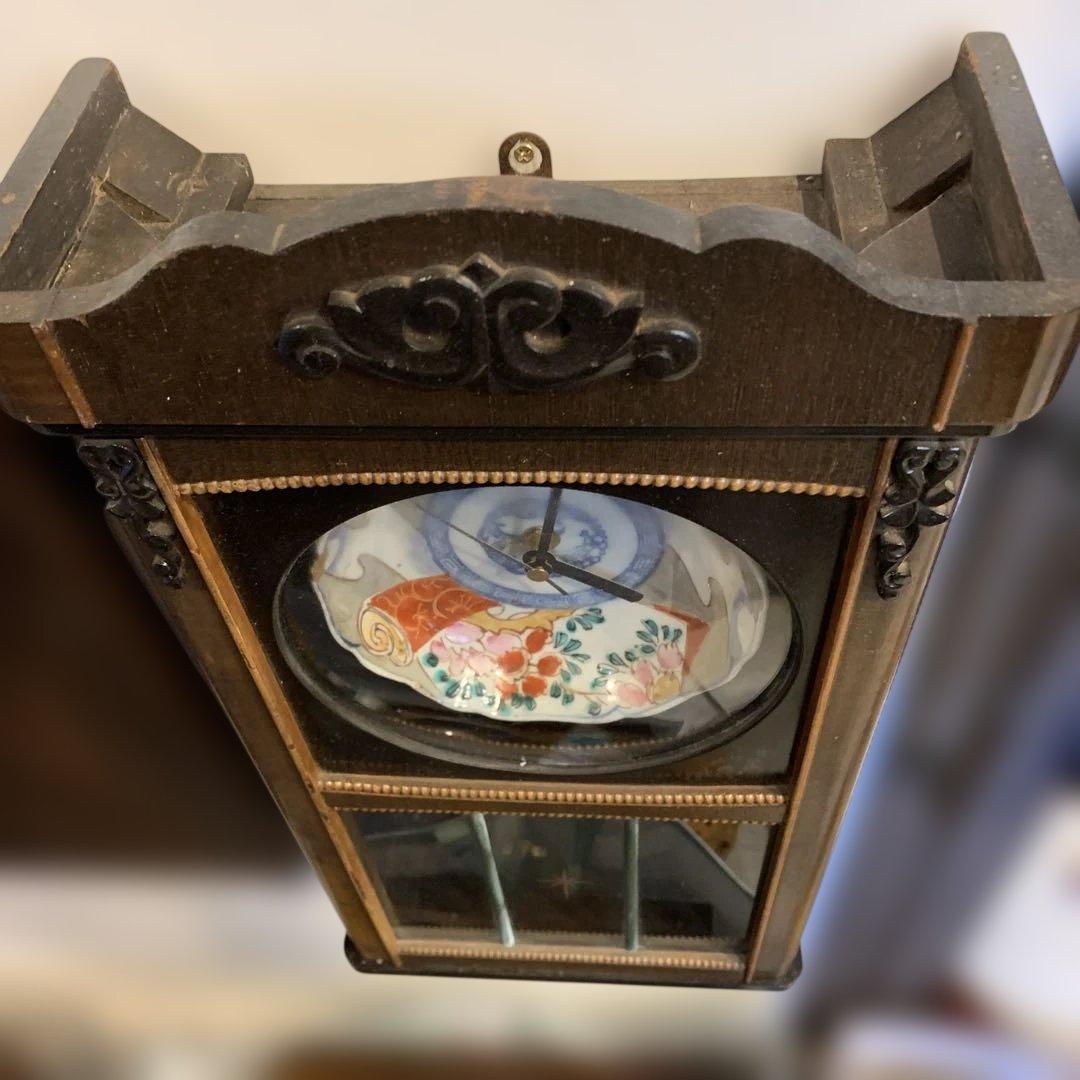 アンティーク宮型柱時計の木枠　古伊万里の時計 中にはめ込んだ振子時計