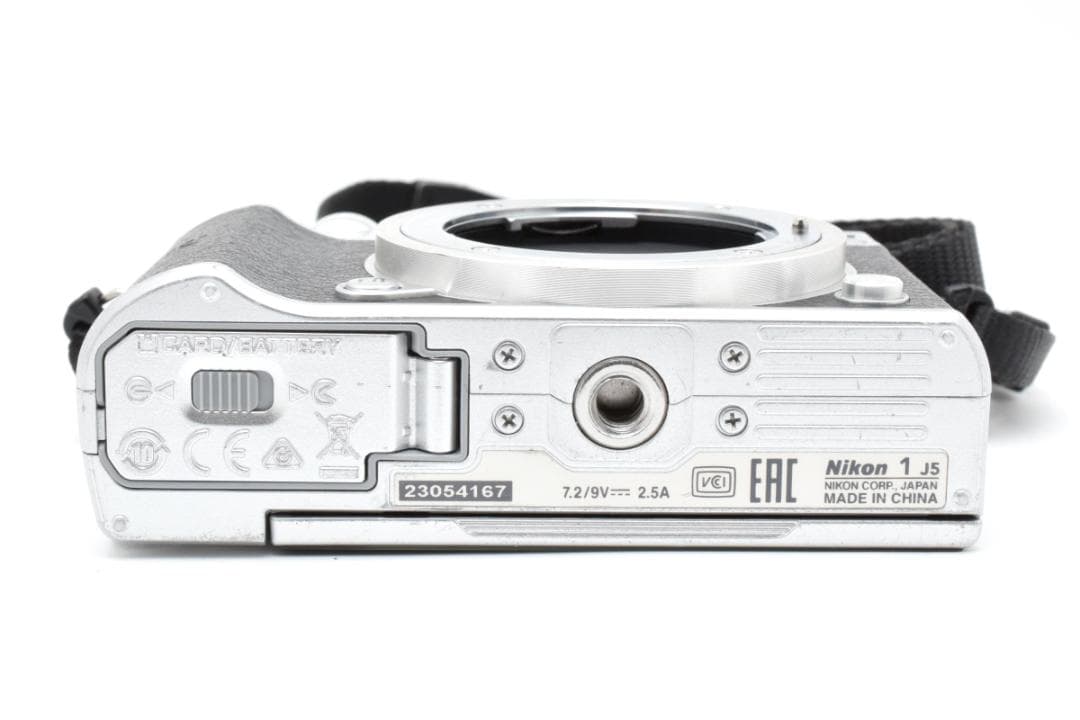 Nikon 1 J5 シルバー デジタルカメラ ミラーレス 一眼