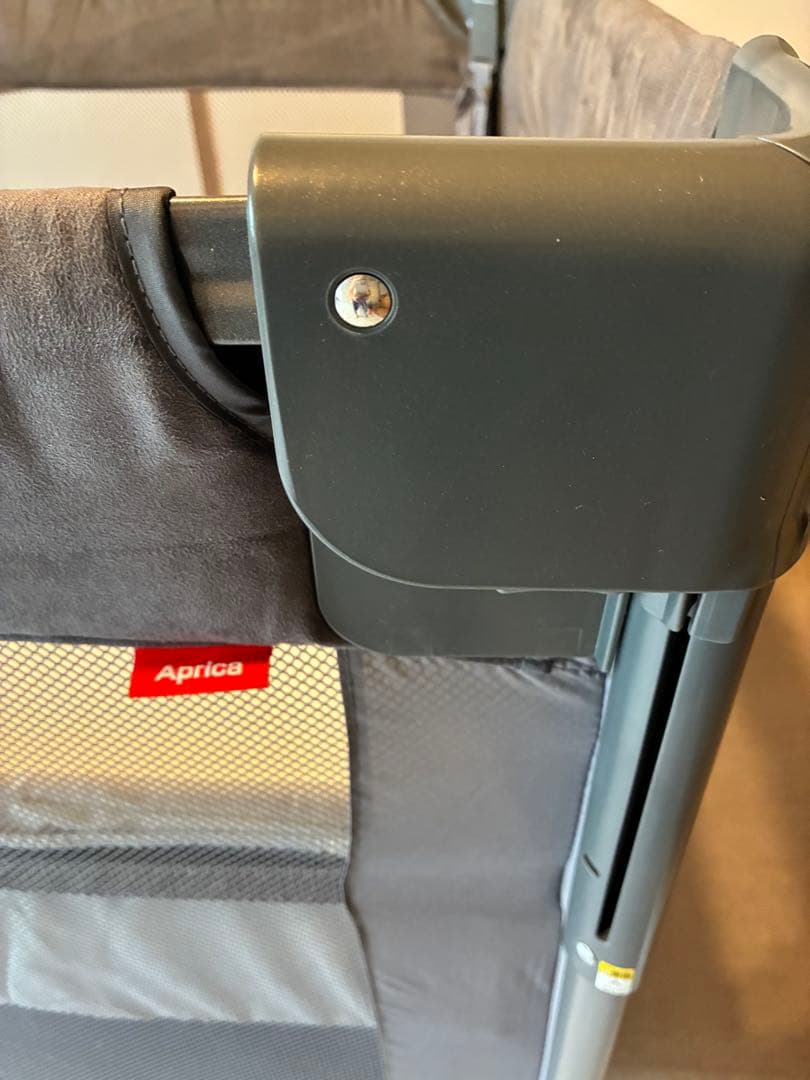 新品同様アップリカ　ココネルエアープラスAB