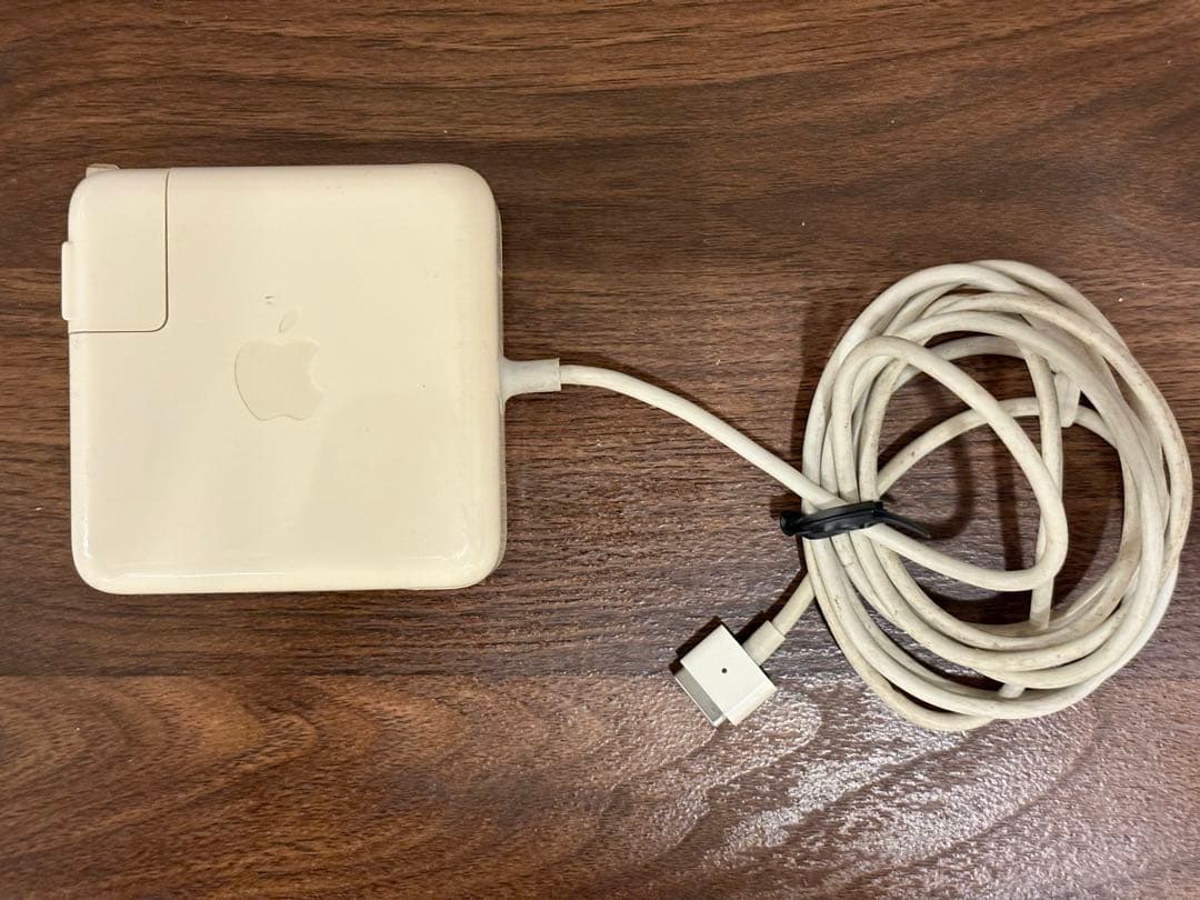 ✨お値打ち出品✨★ MacBook Pro 13インチ （2009）シルバー