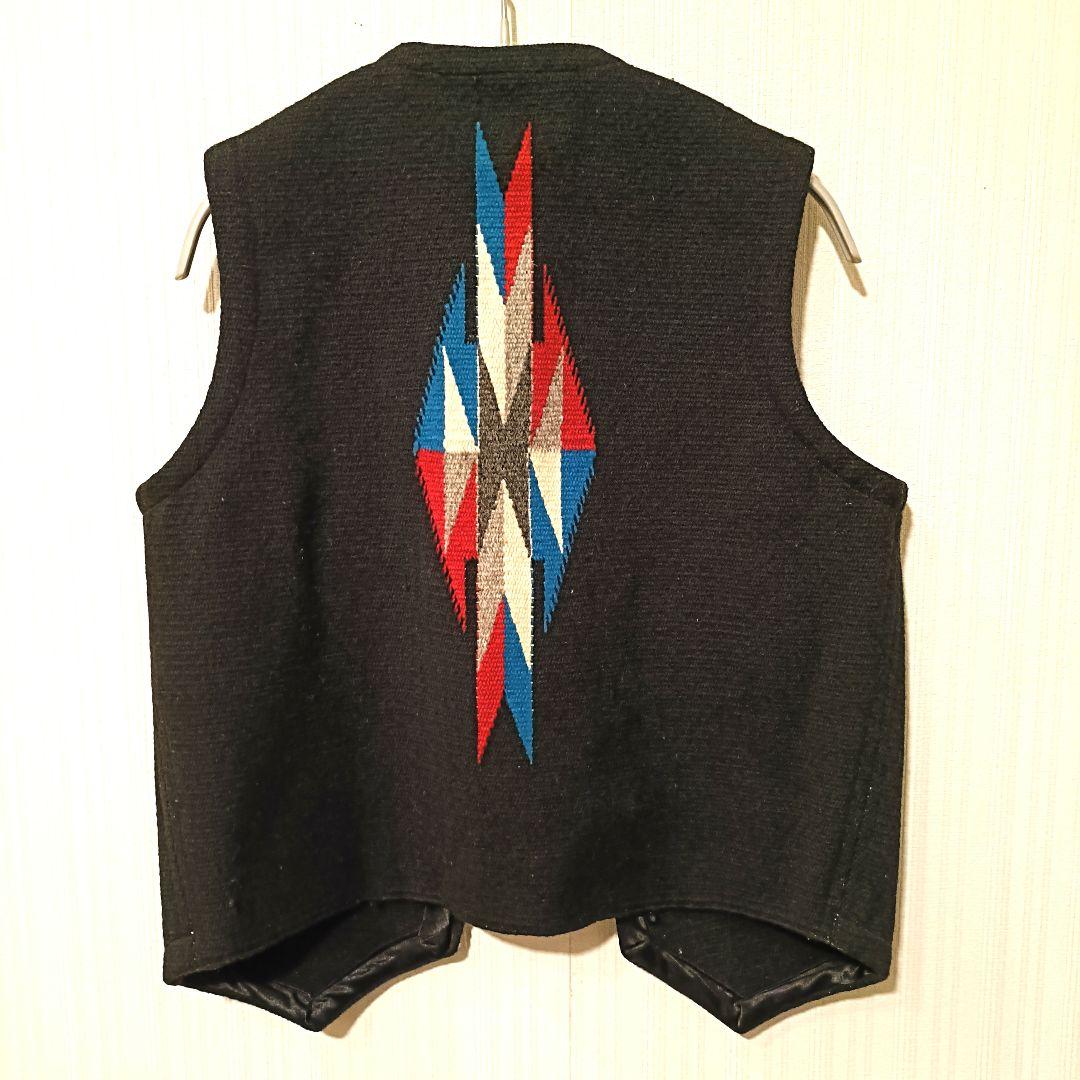 ※美品 オルテガ 100%ウール ベスト 36サイズ ブラック くるみボタン