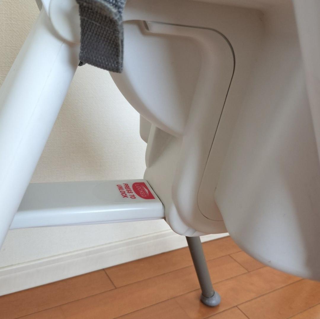 BABYBJRN ベビービョルン ハイチェア ベビーチェア 折りたたみ可能 白