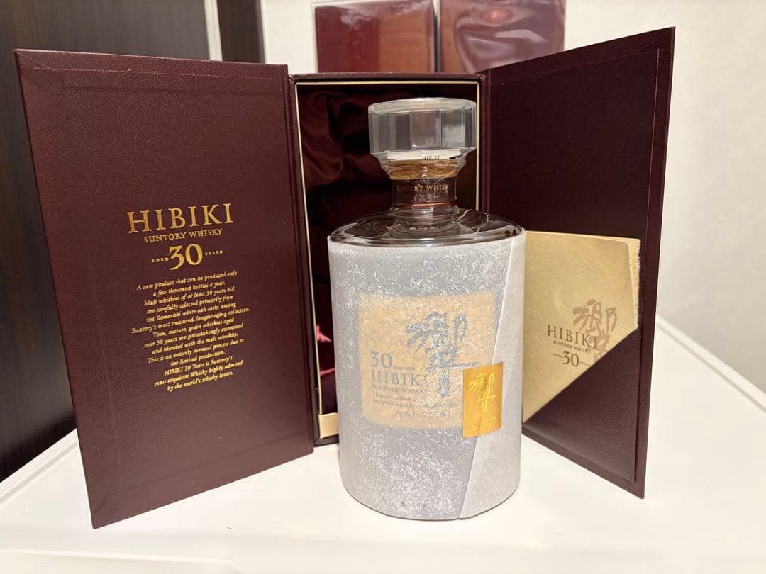 サントリー響　30年 ギフトBOX 付き