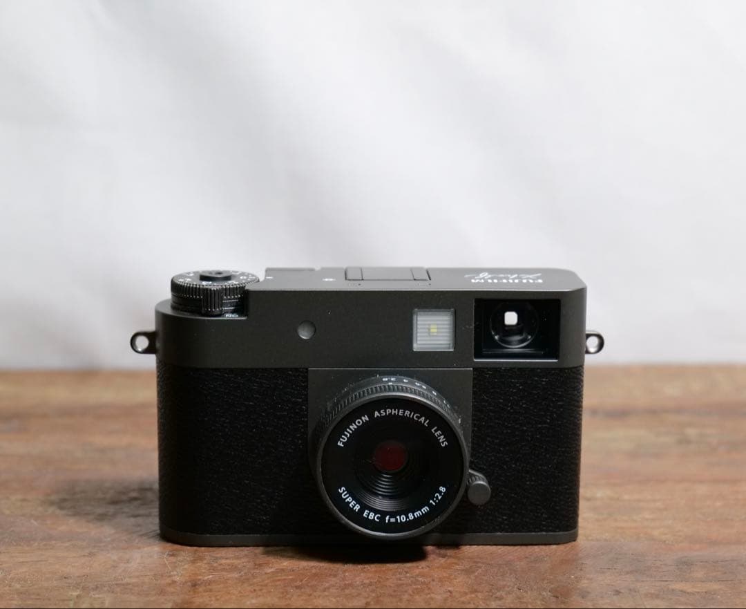 FUJIFILM X half チャコールシルバー X-HF1 本体