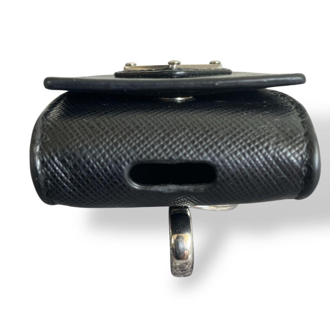 【極美品】プラダ バッグチャーム イヤホンケース 三角ロゴ サフィアーノレザー