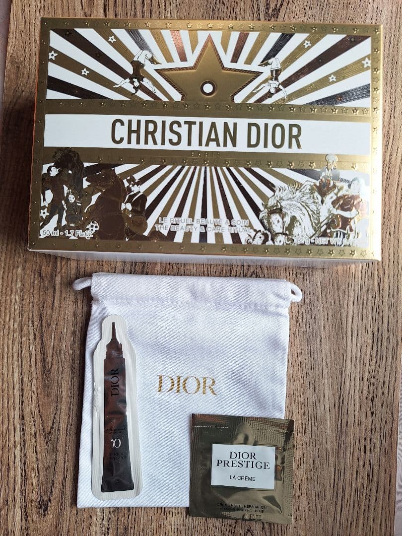 ディオールビューティー&ケアセット ホリデー(展開店舗限定品)