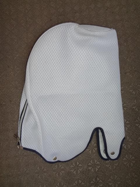 安藤様23区ゴルフ 9型 軽量キャディバッグ USED (ネームタグ付)