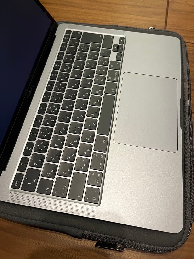 【極美品】Apple MacBook Air 13インチ A2337