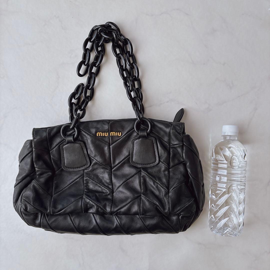 MIUMIU ブラックレザー キルティング チェーン 黒 ショルダーバッグ