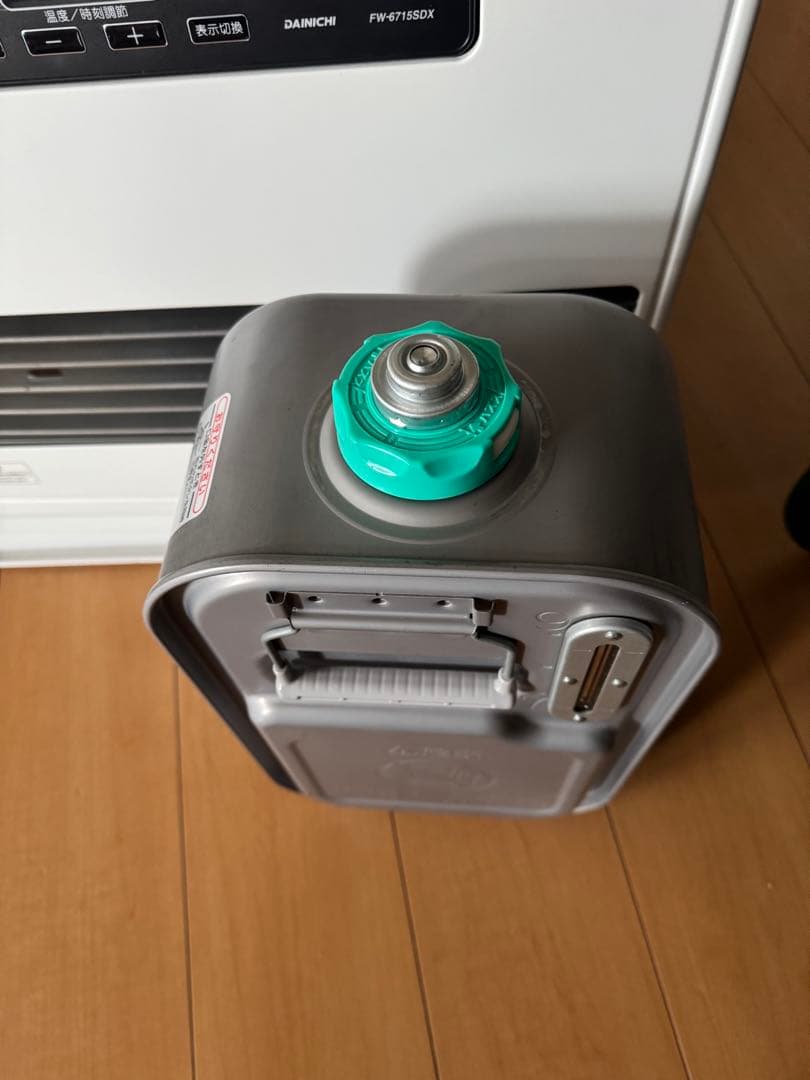 ダイニチ　石油ファンヒーター　上位モデルFW-6715SDX