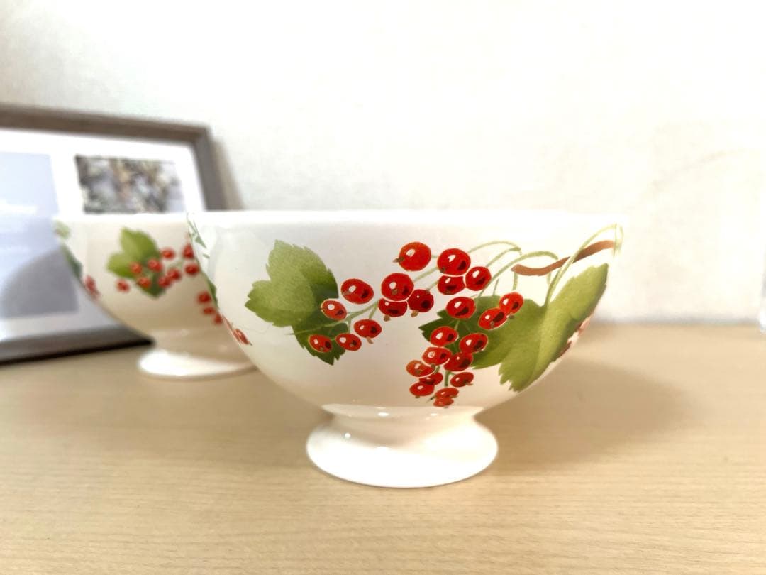 コントワール・ドゥ・ファミーユ カフェオレボール♡赤いベリーのボウル3個セット