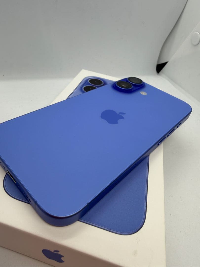 【極美品】iPhone16 256GB バッテリー100% 付属品完備端末！