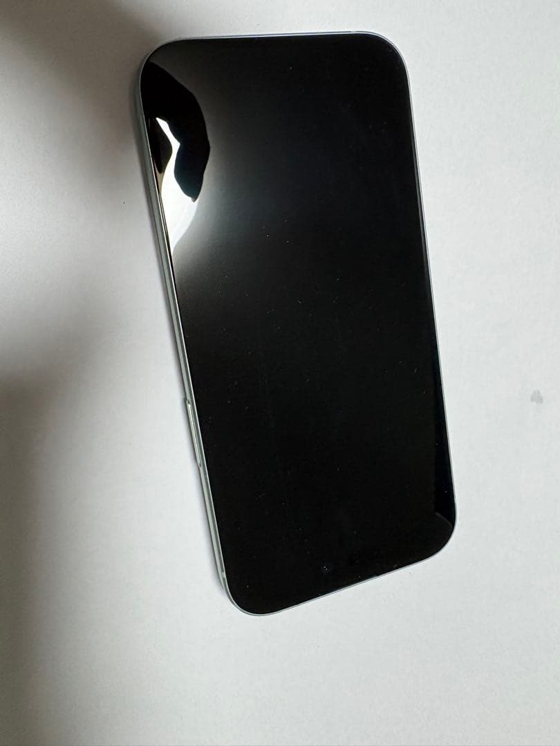 iPhone15 本体　グリーン　SIMフリー