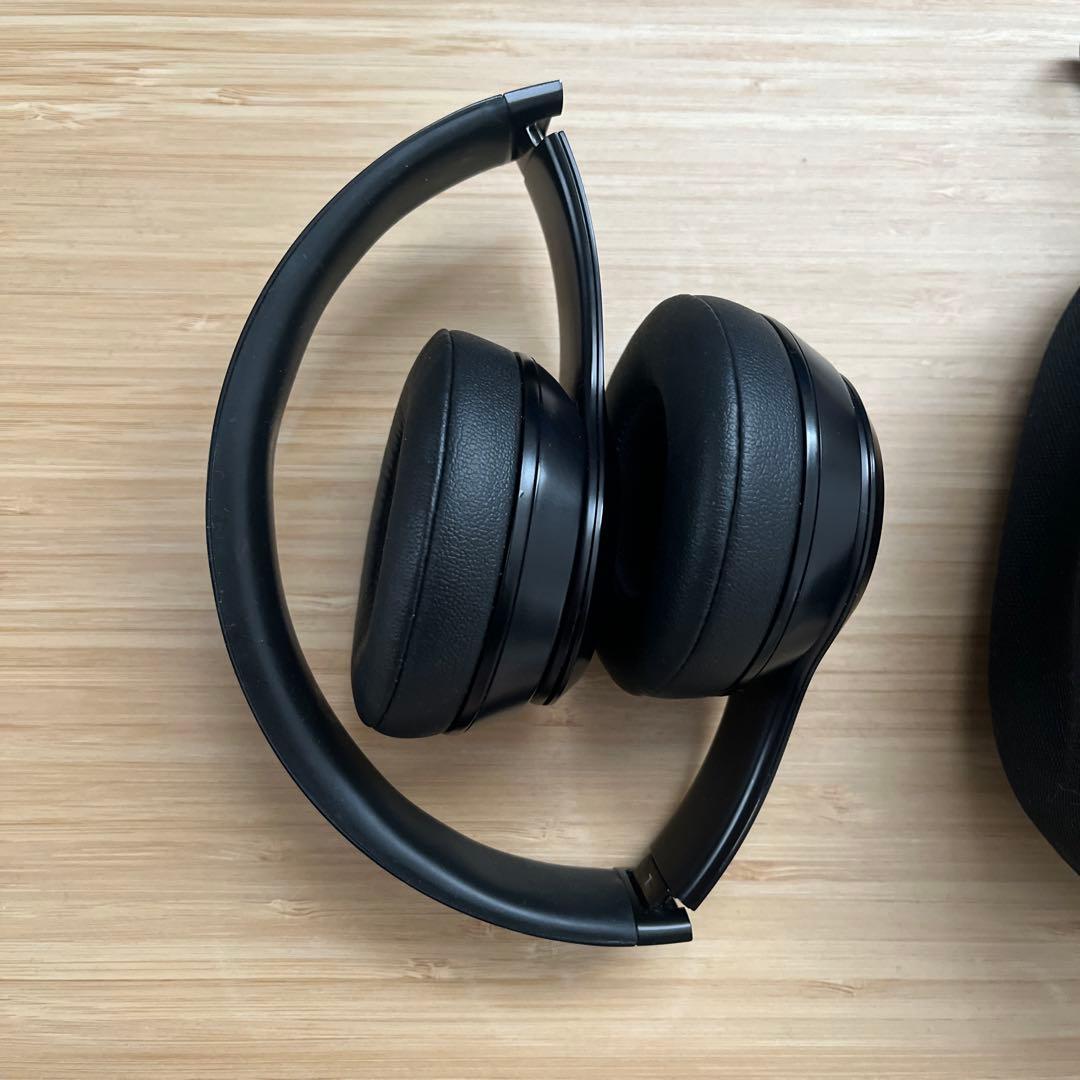 Beats Solo3 Wireless ワイヤレスヘッドホン　黒　収納ケース付