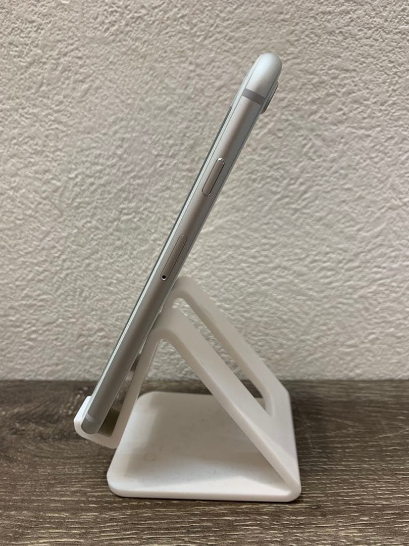 iPhone8 シルバー 64GB SIMフリー 本体
