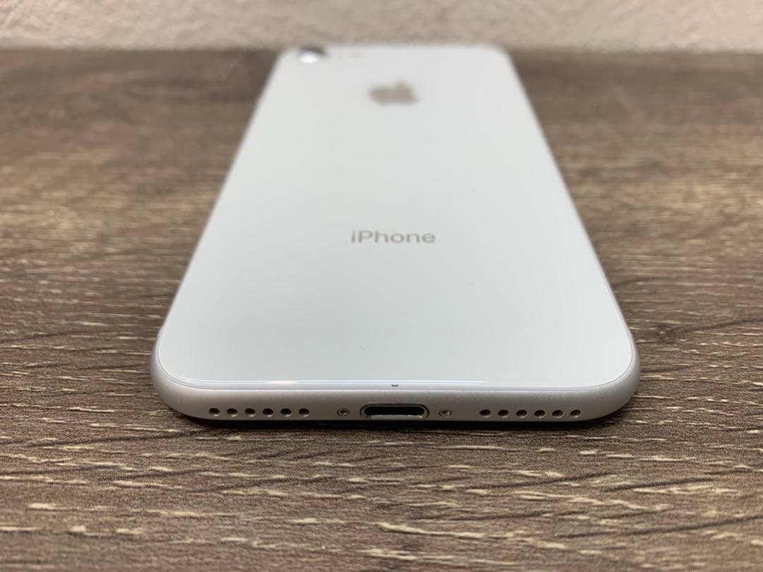 iPhone8 シルバー 64GB SIMフリー 本体