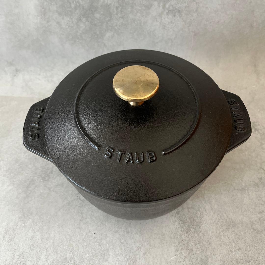 美品 STAUB ラ・ココット de GOHAN 16cm ブラック