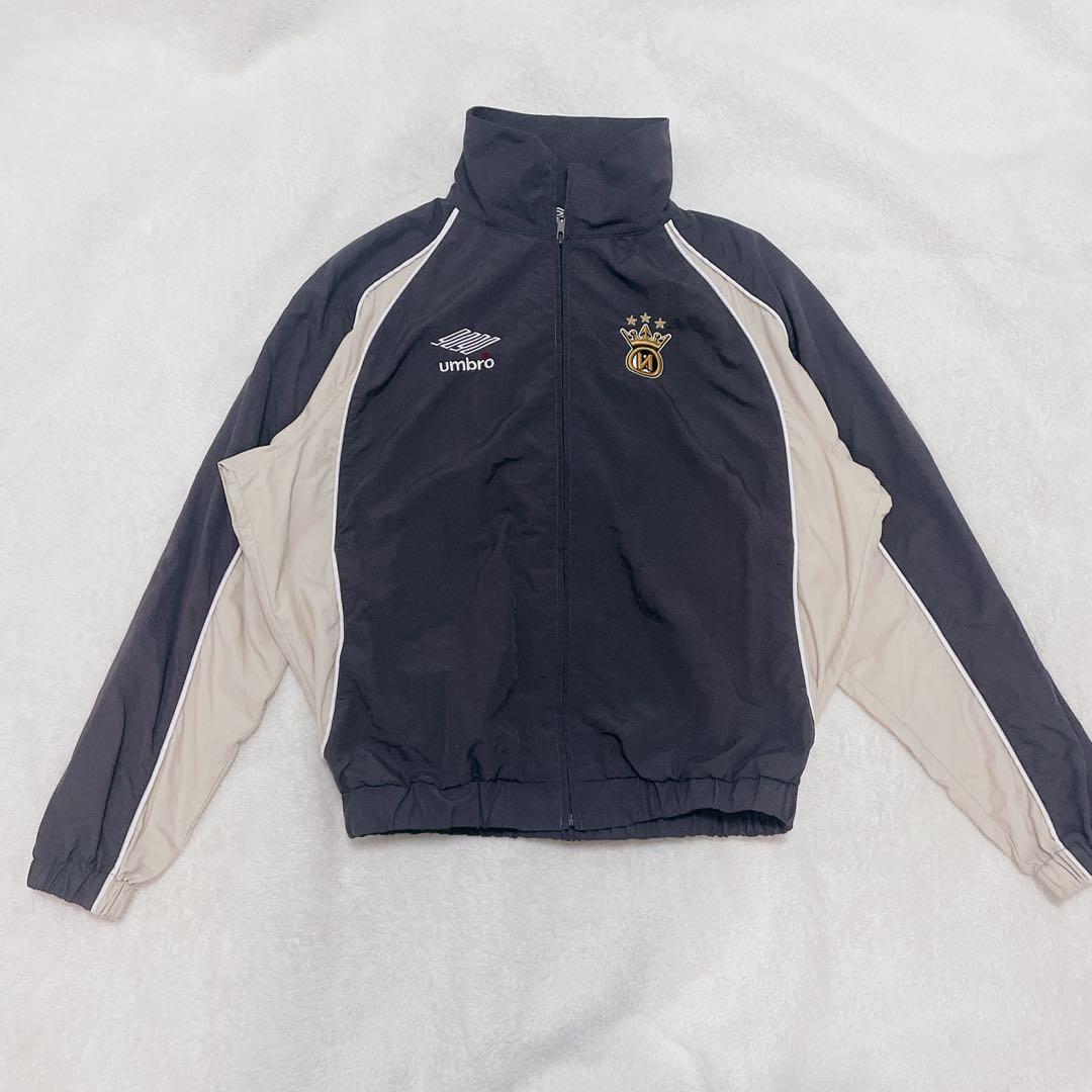 UMBRO×9090ナイロンジャケット コラボ 刺繍ロゴ　王冠　エンブレム　古着