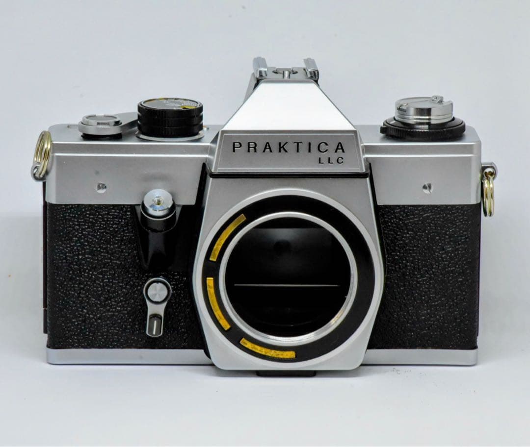 質実剛健PRAKTICA LLC C/Zeiss Jena テッサー2.8/50