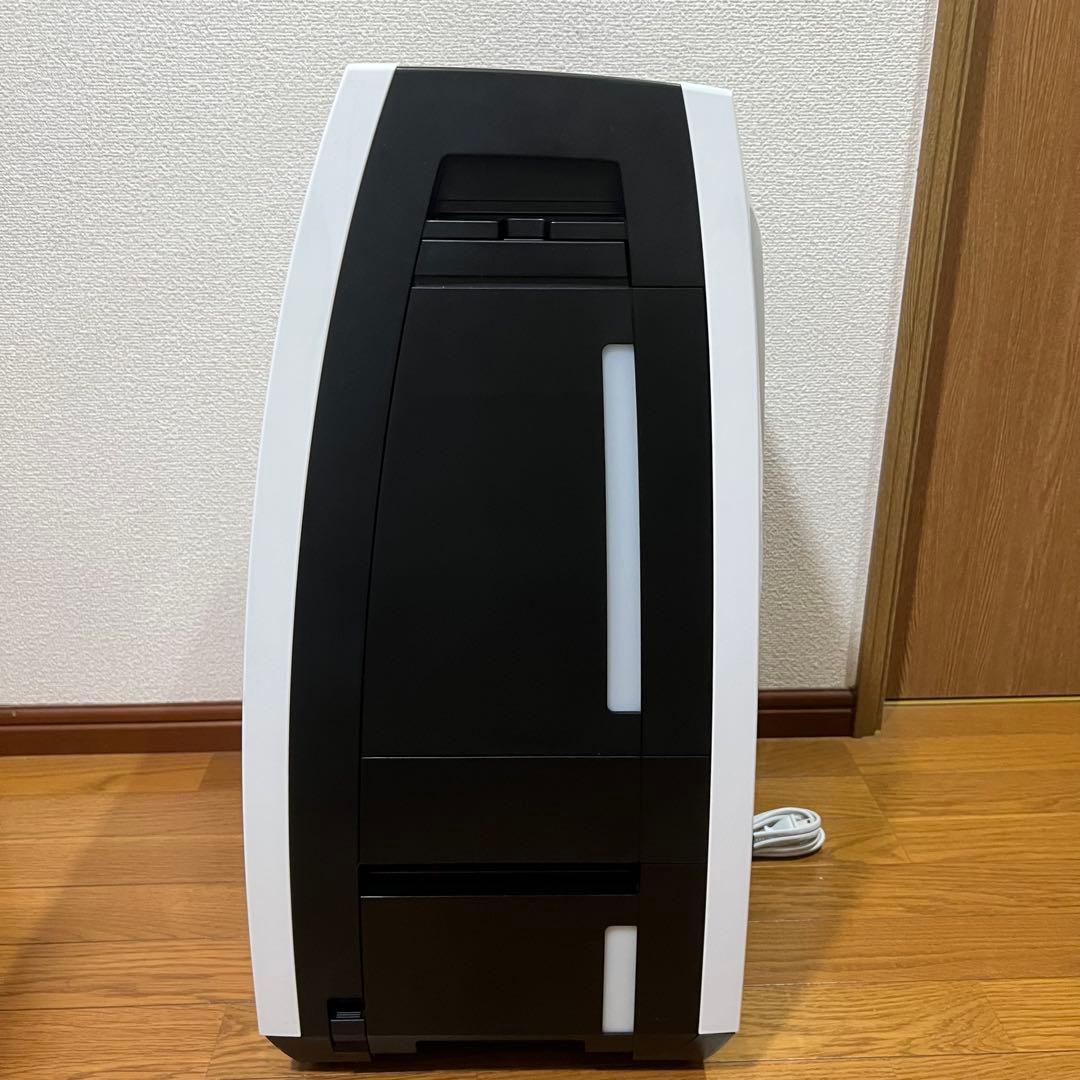 美品 SHARP 空気清浄機 2019年式 KC-HD70-W
