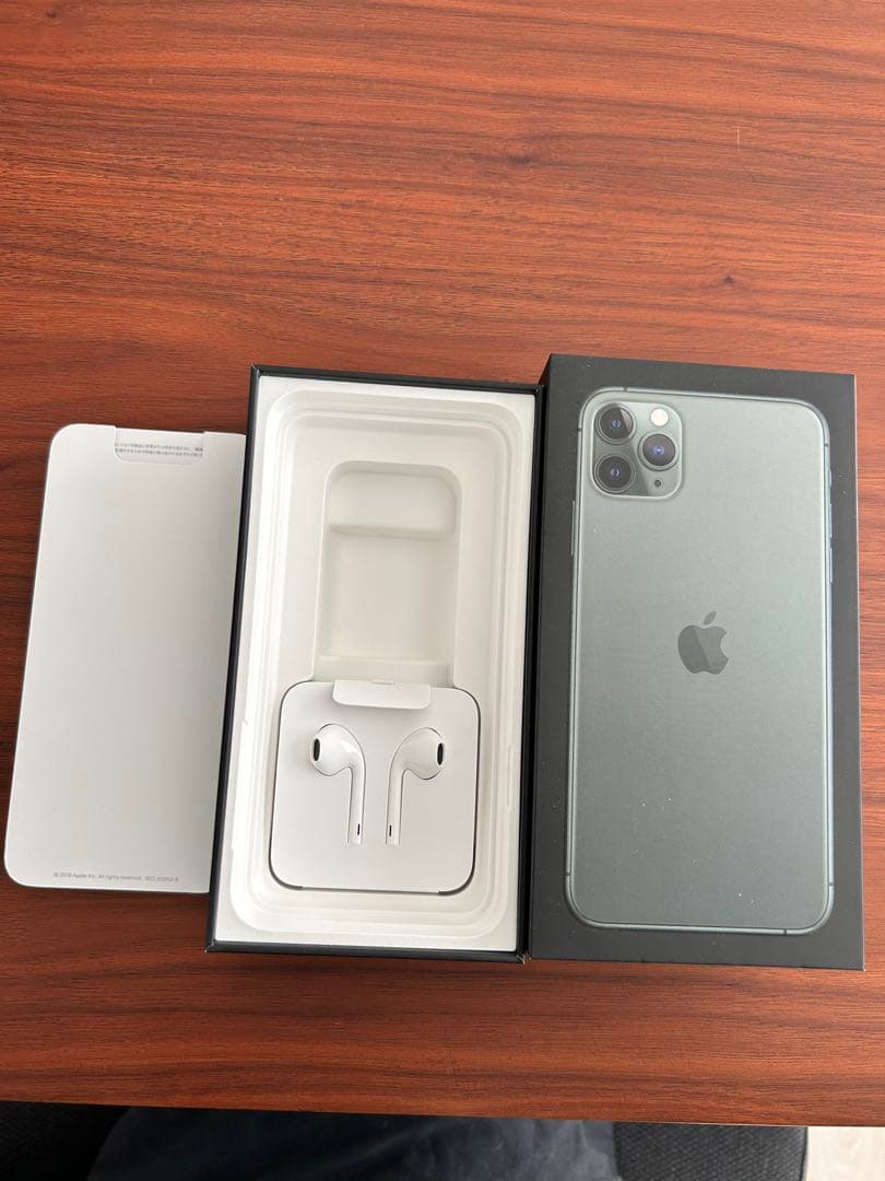 iPhone11Pro Max 64GB本体