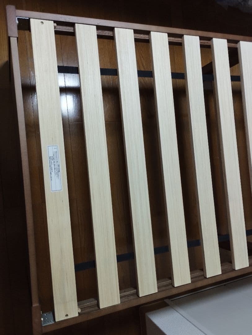 【引取(大阪)】ニトリシングルベッドフレーム　高さ二段階調整 コンセント棚付き①