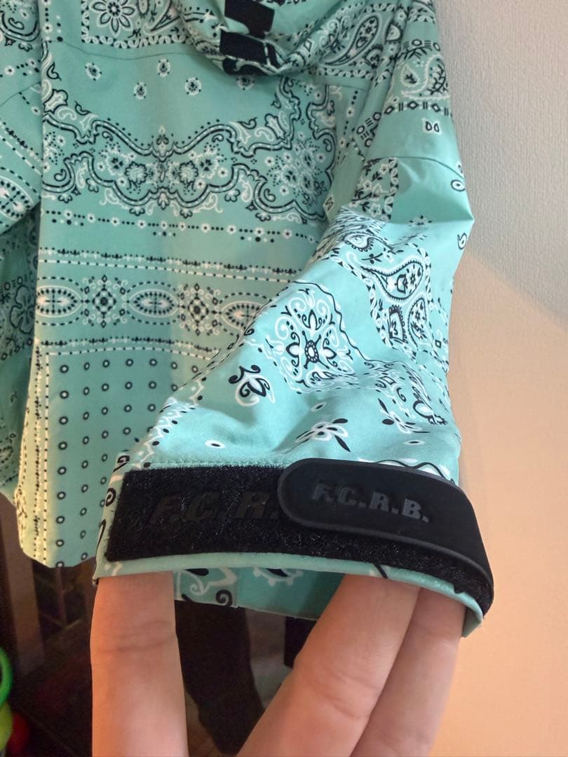 Bristol ナイロンジャケット ペイズリー