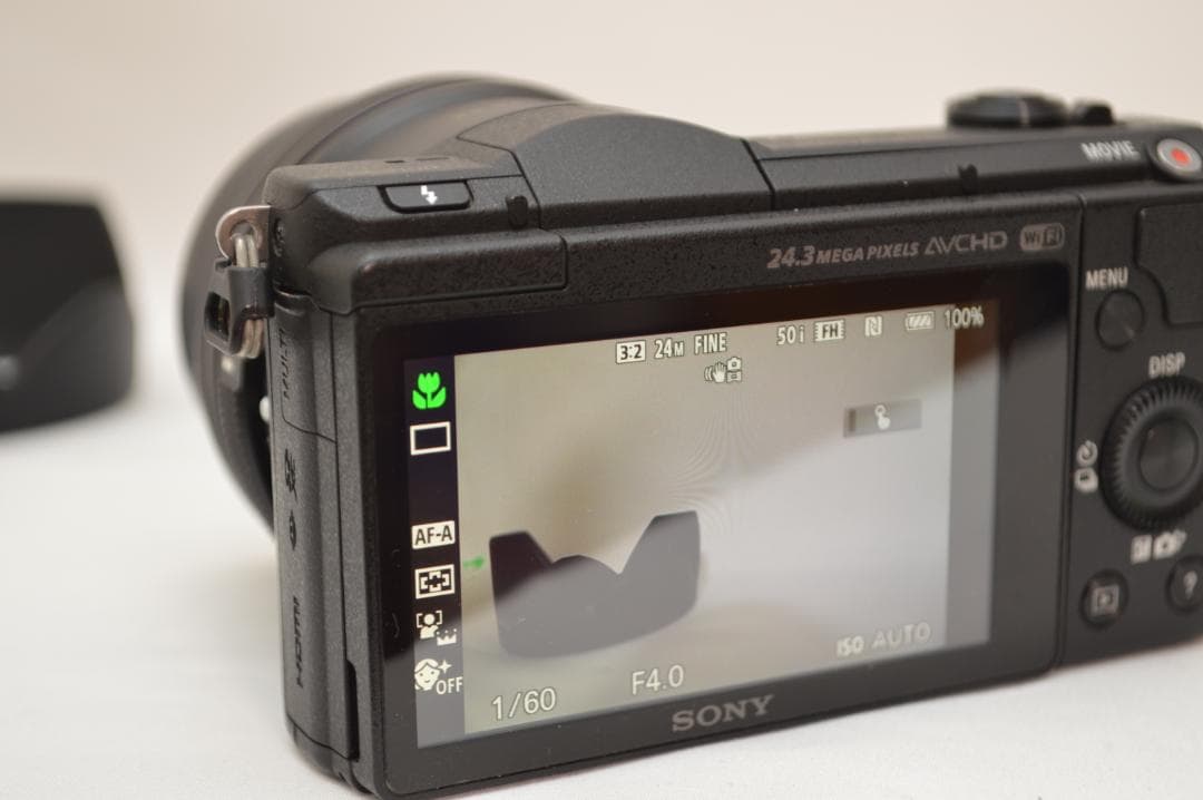 ✨美品✨ SONY α5100 ボディ レンズ ミラーレスカメラ 元箱付属