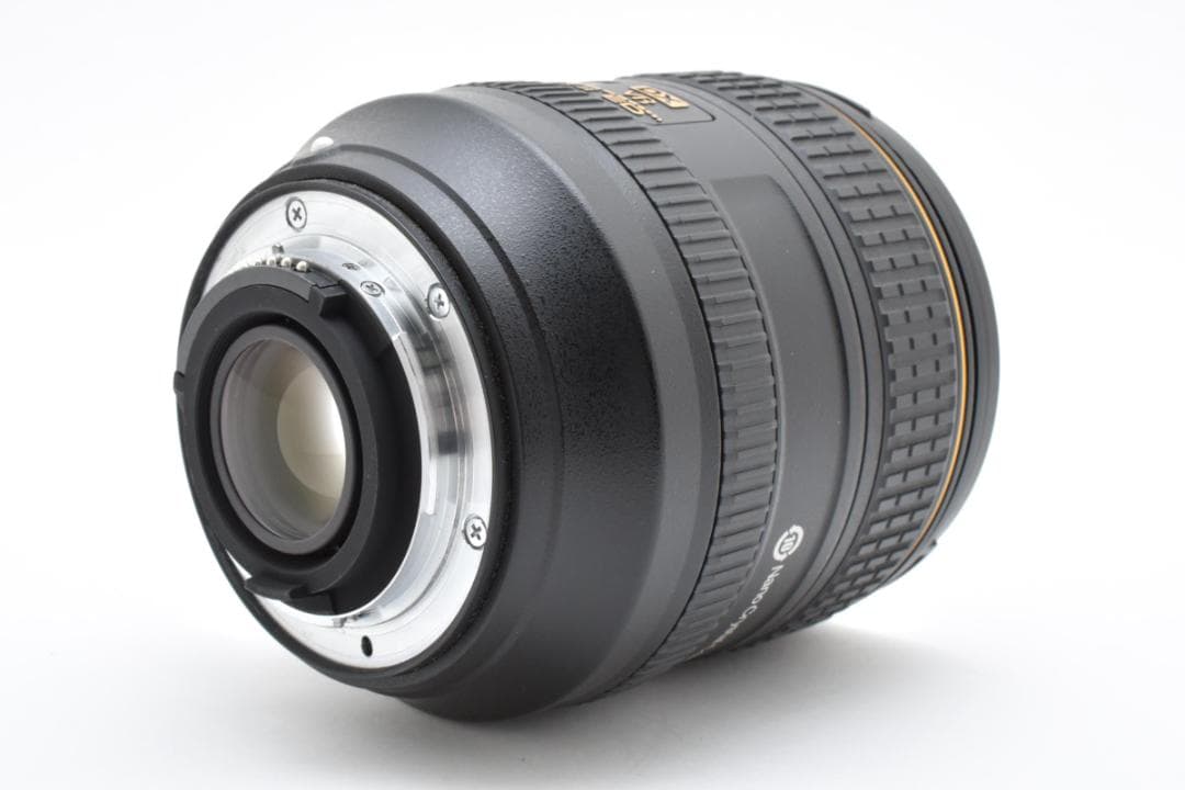 Nikon Af-s dx 16-80mm f2.8 4e ed vr ニコン