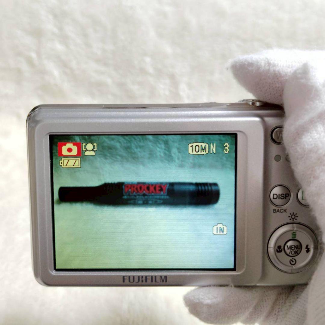 美品✨ FUJIFILM FinePix J27 シルバー 箱 付属品
