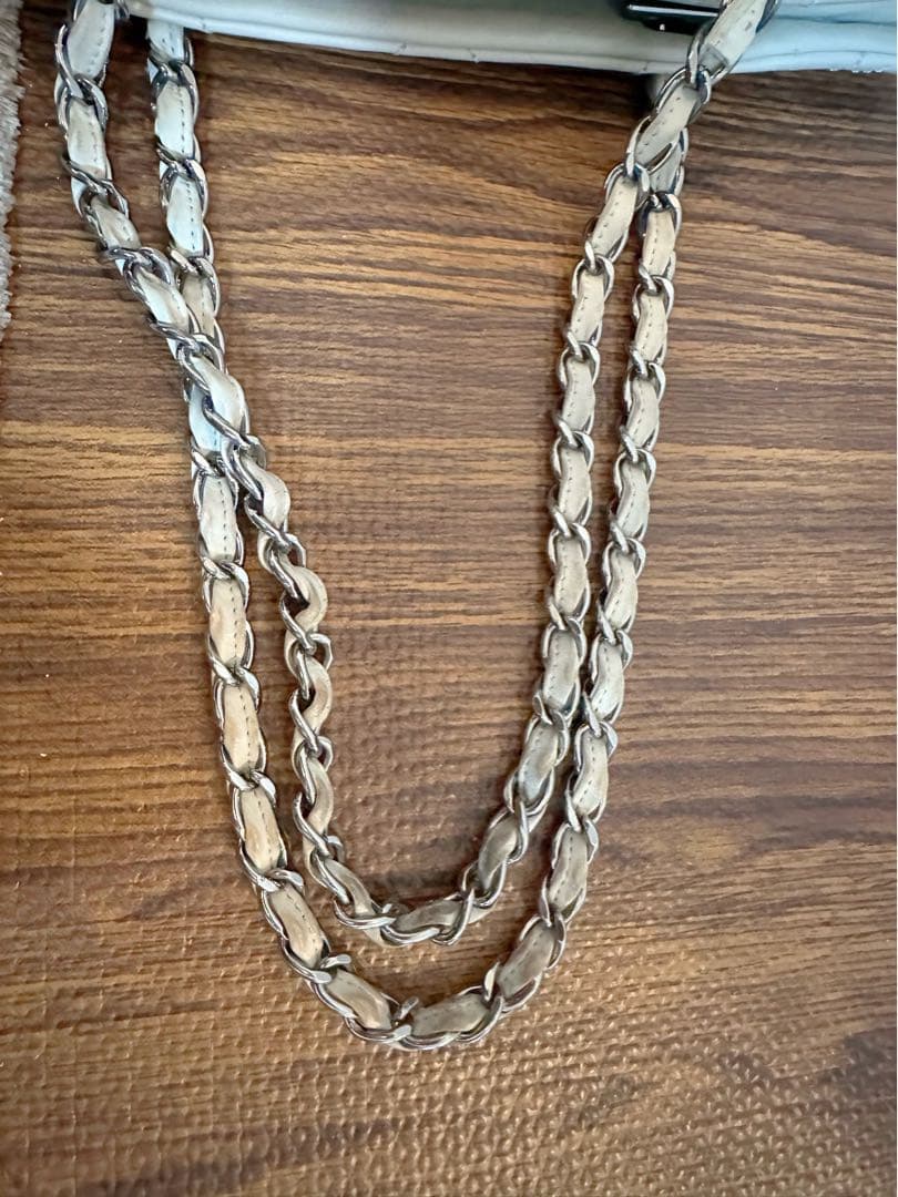 CHANEL ビッグロゴ　チェーン　ショルダー　トートバッグ　白　ココマーク