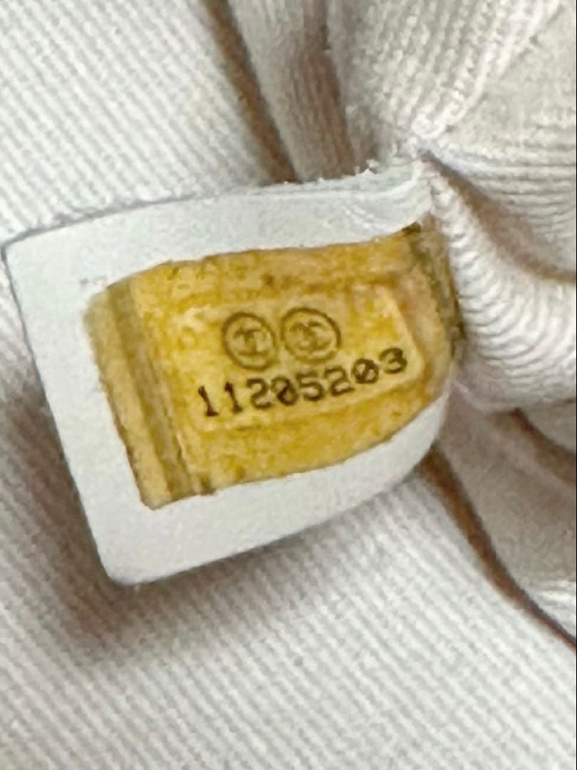 CHANEL ビッグロゴ　チェーン　ショルダー　トートバッグ　白　ココマーク