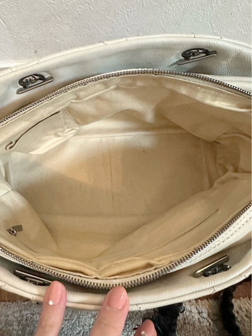 CHANEL ビッグロゴ　チェーン　ショルダー　トートバッグ　白　ココマーク