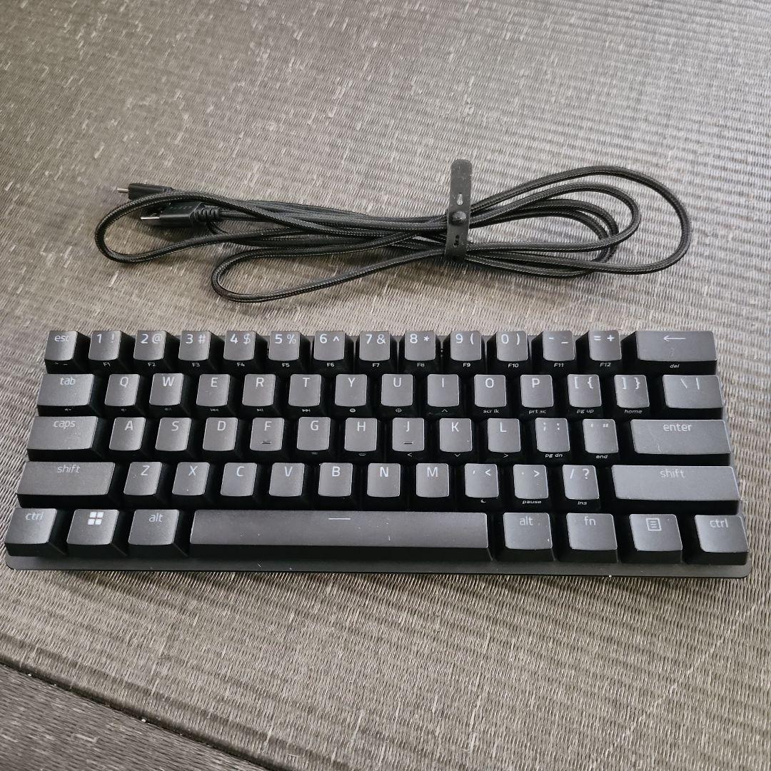 Razer Huntsman Mini Analog 60%ゲーミングキーボード