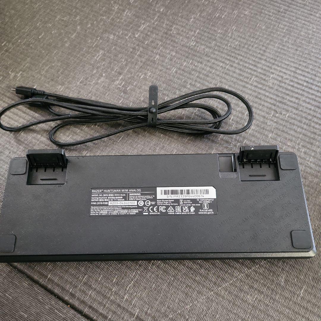 Razer Huntsman Mini Analog 60%ゲーミングキーボード