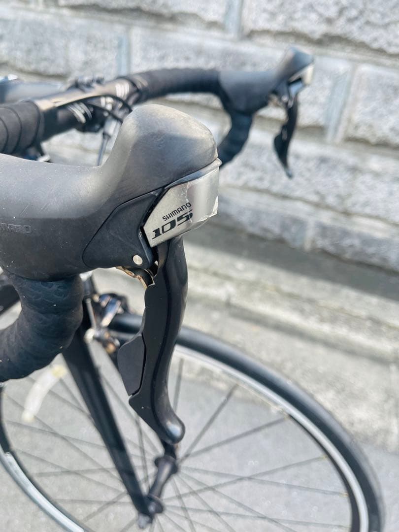 TREK MADONE2.1 トレック マドン 105 ロードバイク 大阪引取り