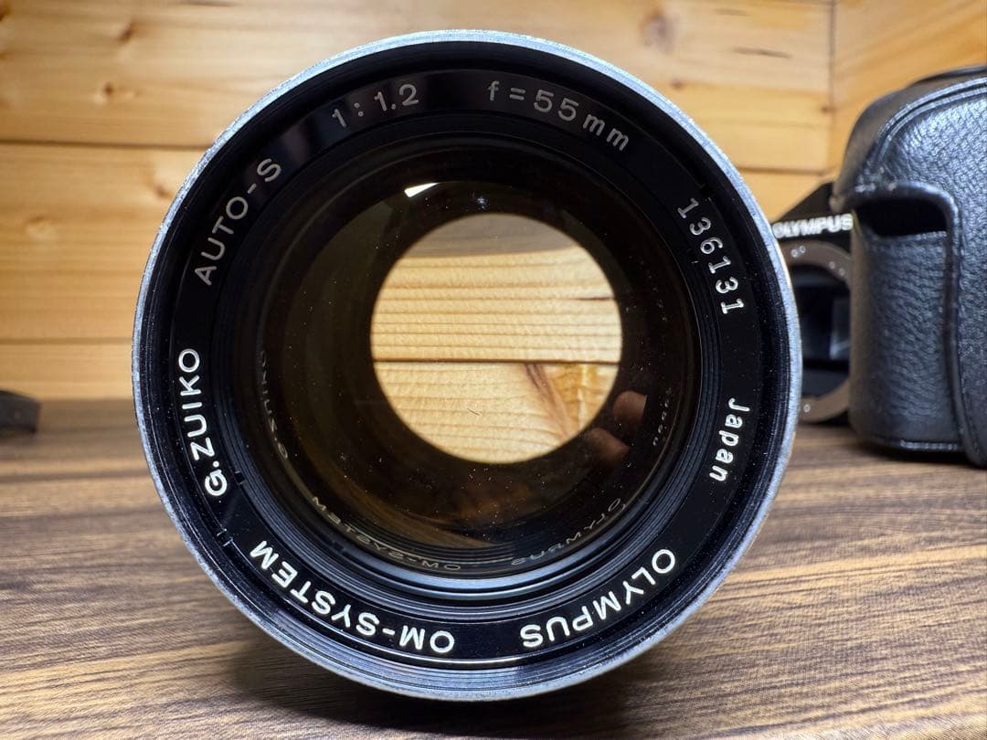 フィルムカメラ OLYMPUS OM-1 BLACK G.zuiko 55mm f1.2