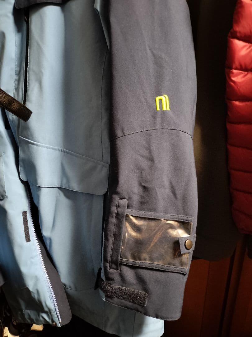 ノア厶　スキーウエア上下セット