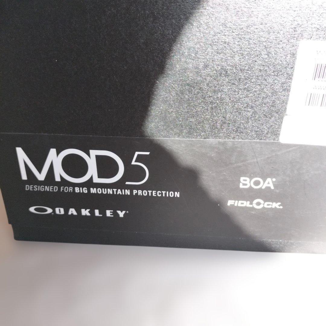 美品　Ｌサイズ　Oakley MOD 5 ヘルメット マットホワイト