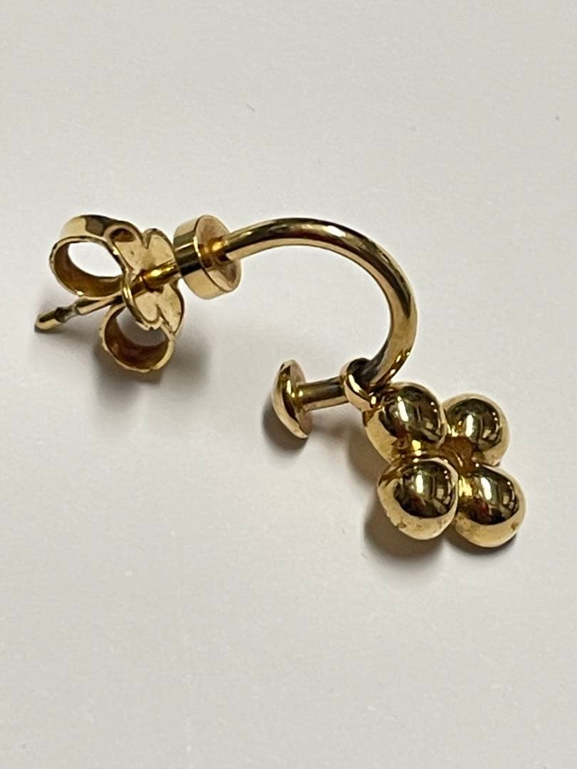 【匿名配送】LOUIS VUITTON 片耳　ピアス　❤︎