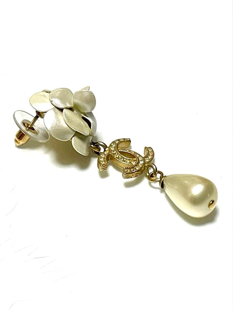 正規品CHANELフラワースウィングピアス片方