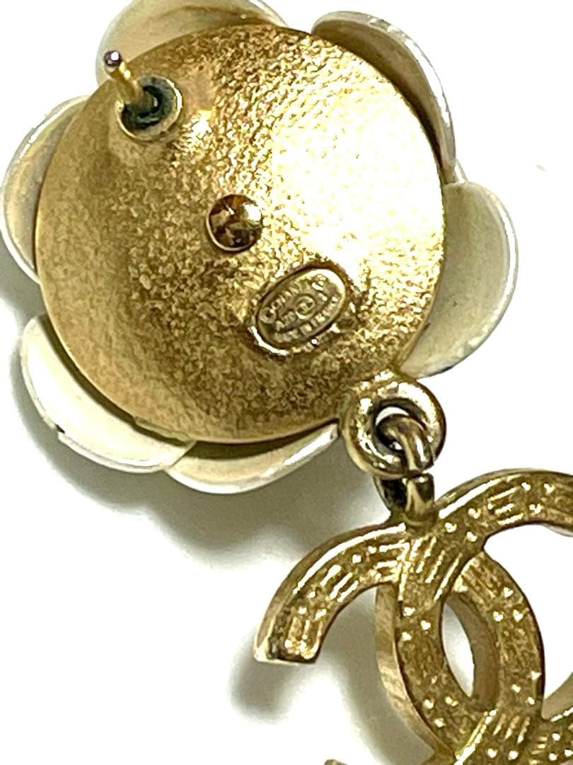 正規品CHANELフラワースウィングピアス片方