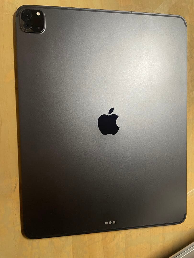 iPad Pro 12.9インチ スペースグレー