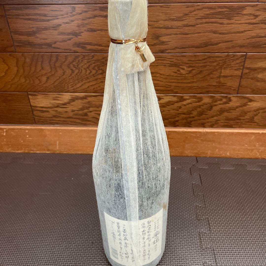 入手困難　幻の焼酎　柔の道 古賀稔彦監修　紙ラッピング　1.8㍑入り